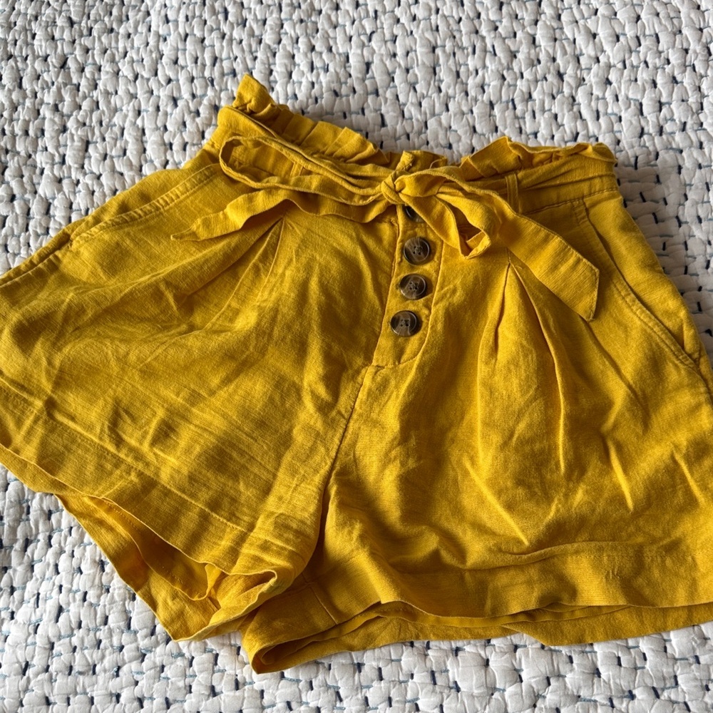 American Eagle Yellow Women's Paper Bag Shorts with Button Detail